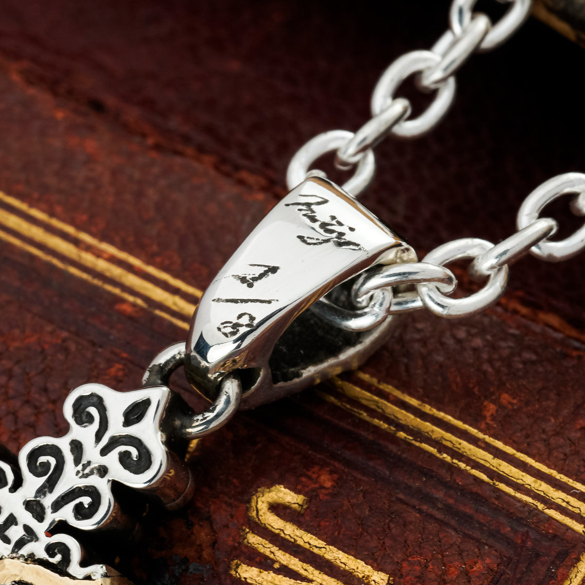 【BC Online Store LTD.】Pendant : Narrow Celtic Cross w/K18Decoration