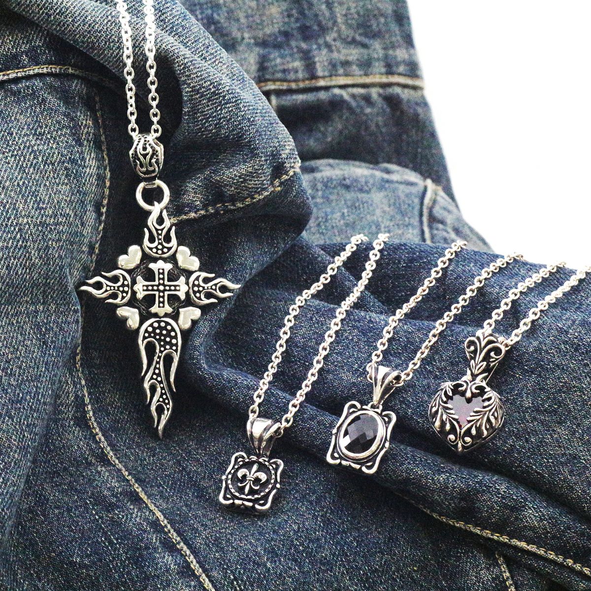 Pendant : Pollicino Cross 2nd w/Blue Diamond