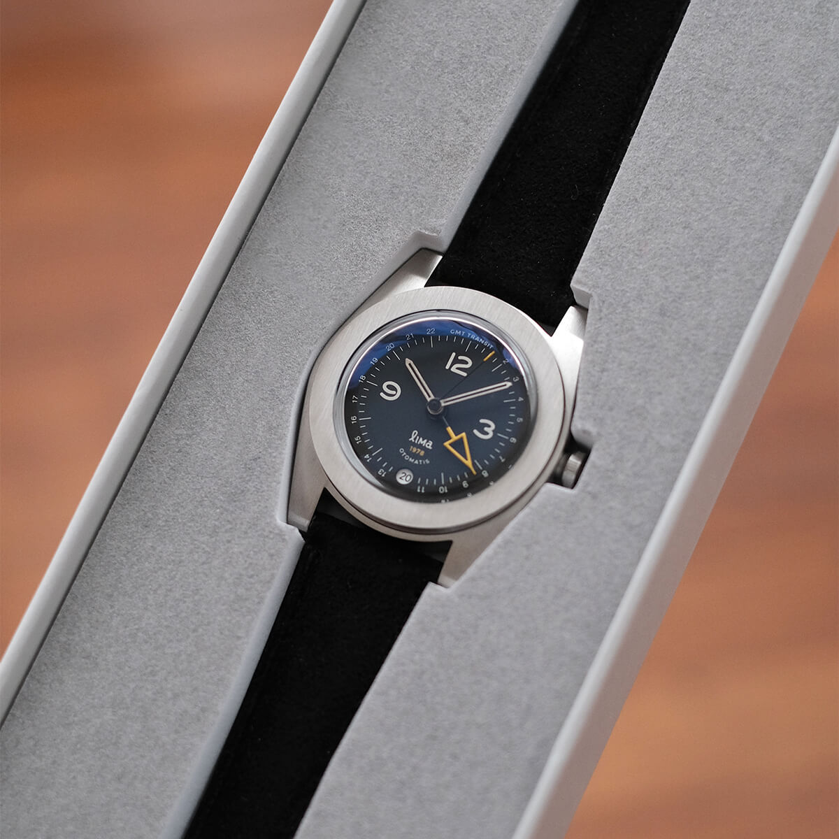 GMT TRANSIT BLACK