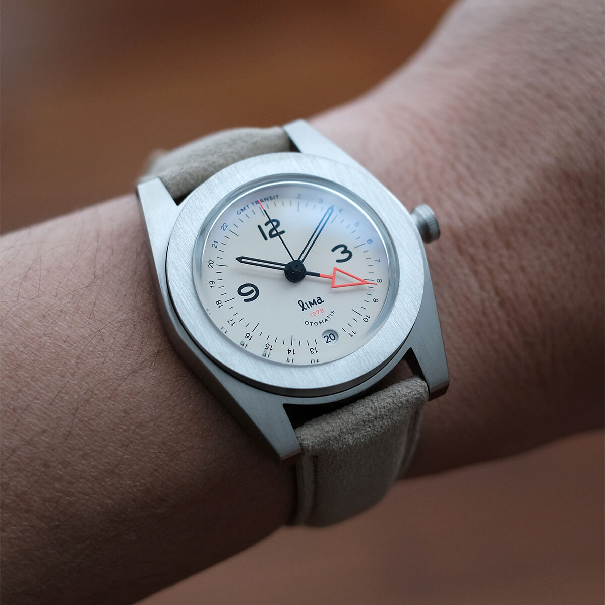 GMT TRANSIT WHITE
