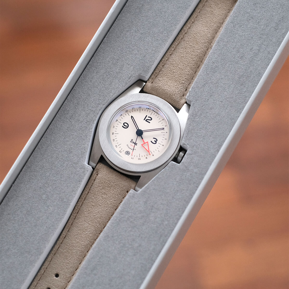 GMT TRANSIT WHITE