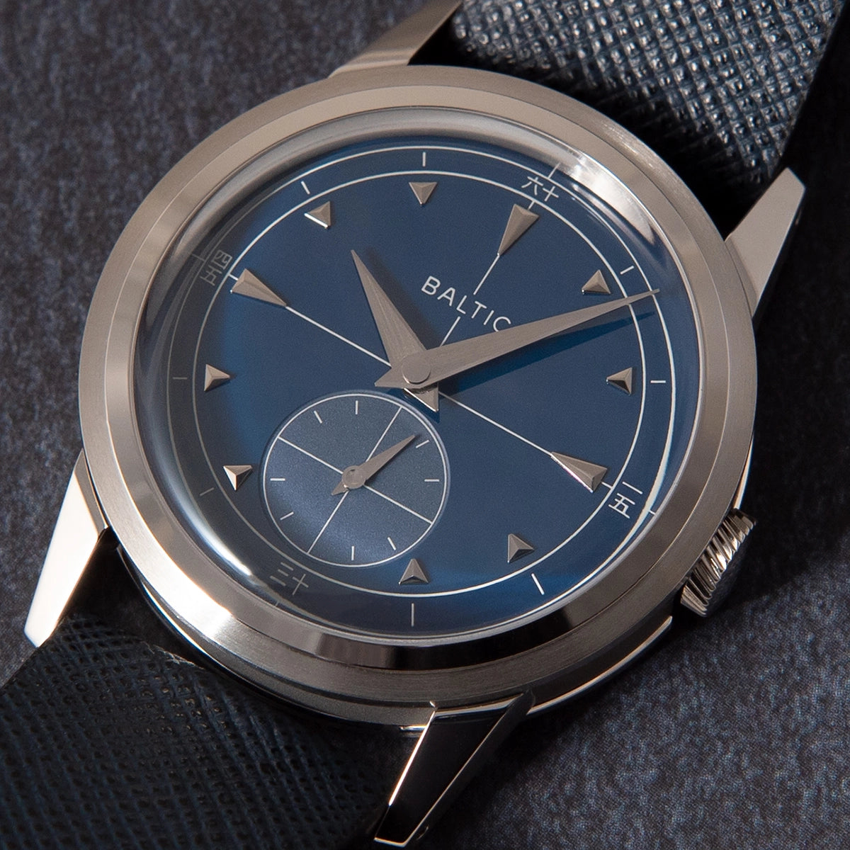 Prismic Japan Limited Edition Navy Porcelain Dial