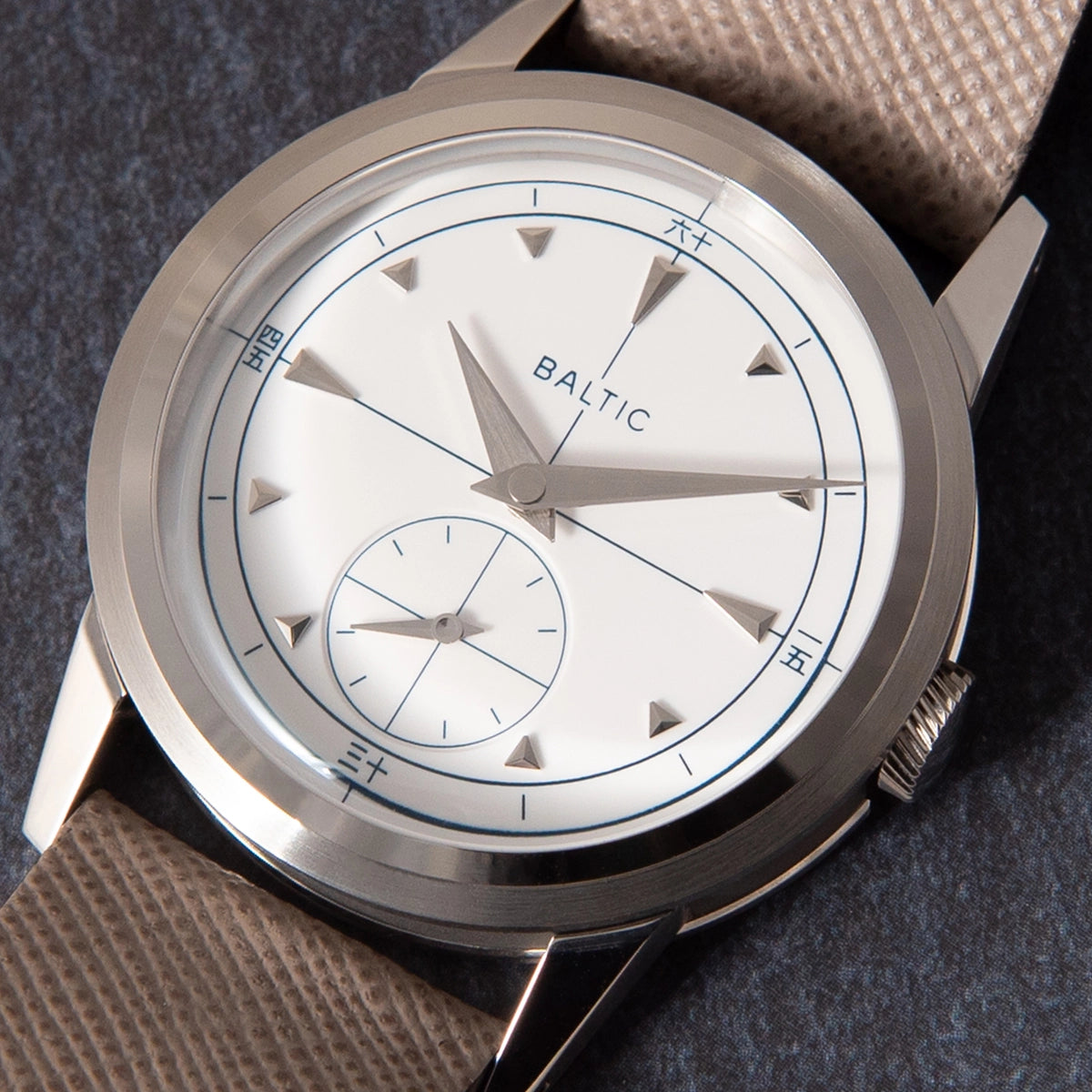 Prismic Japan Limited Edition White Porcelain Dial
