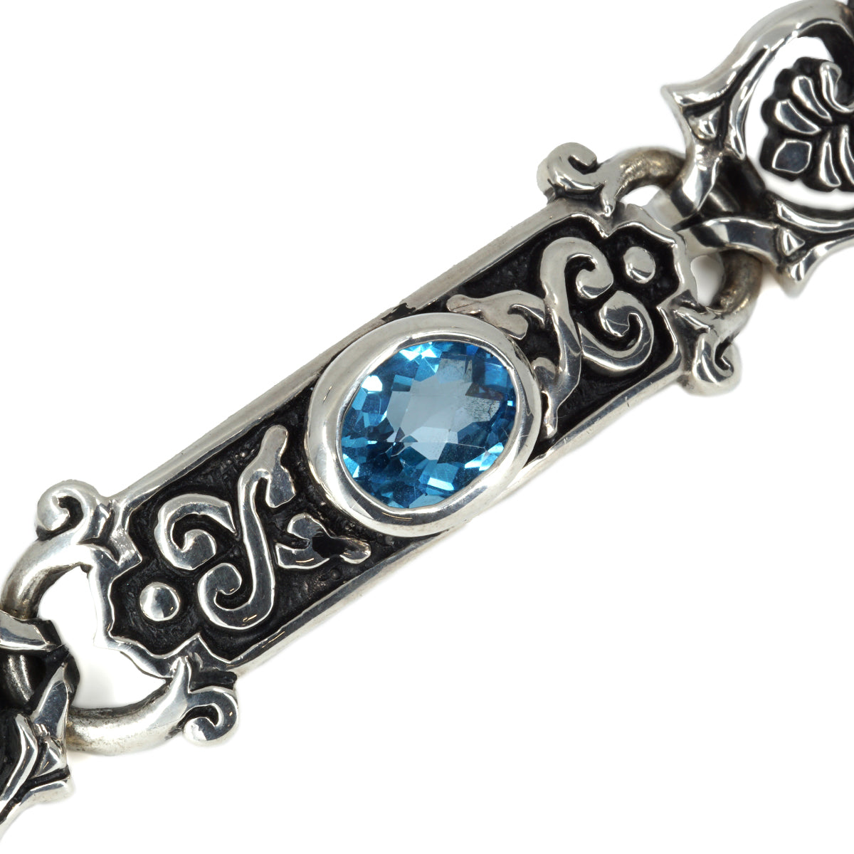 Bracelet : Celtic Vine w/5small&1large w/Blue Topaz