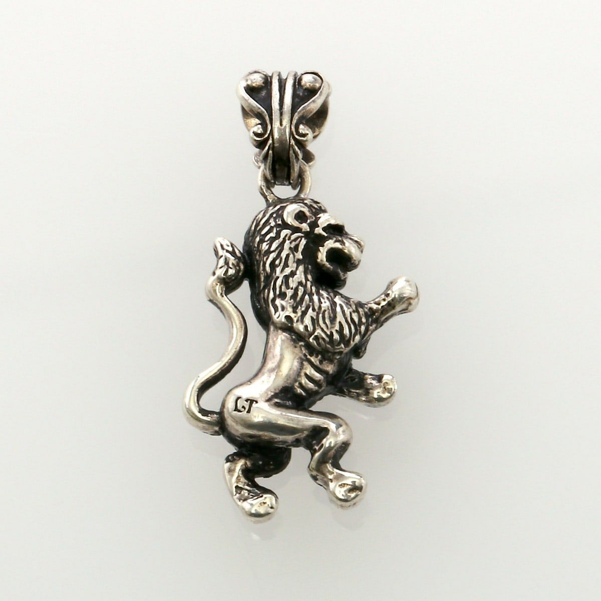 Charm : Rampant Lion
