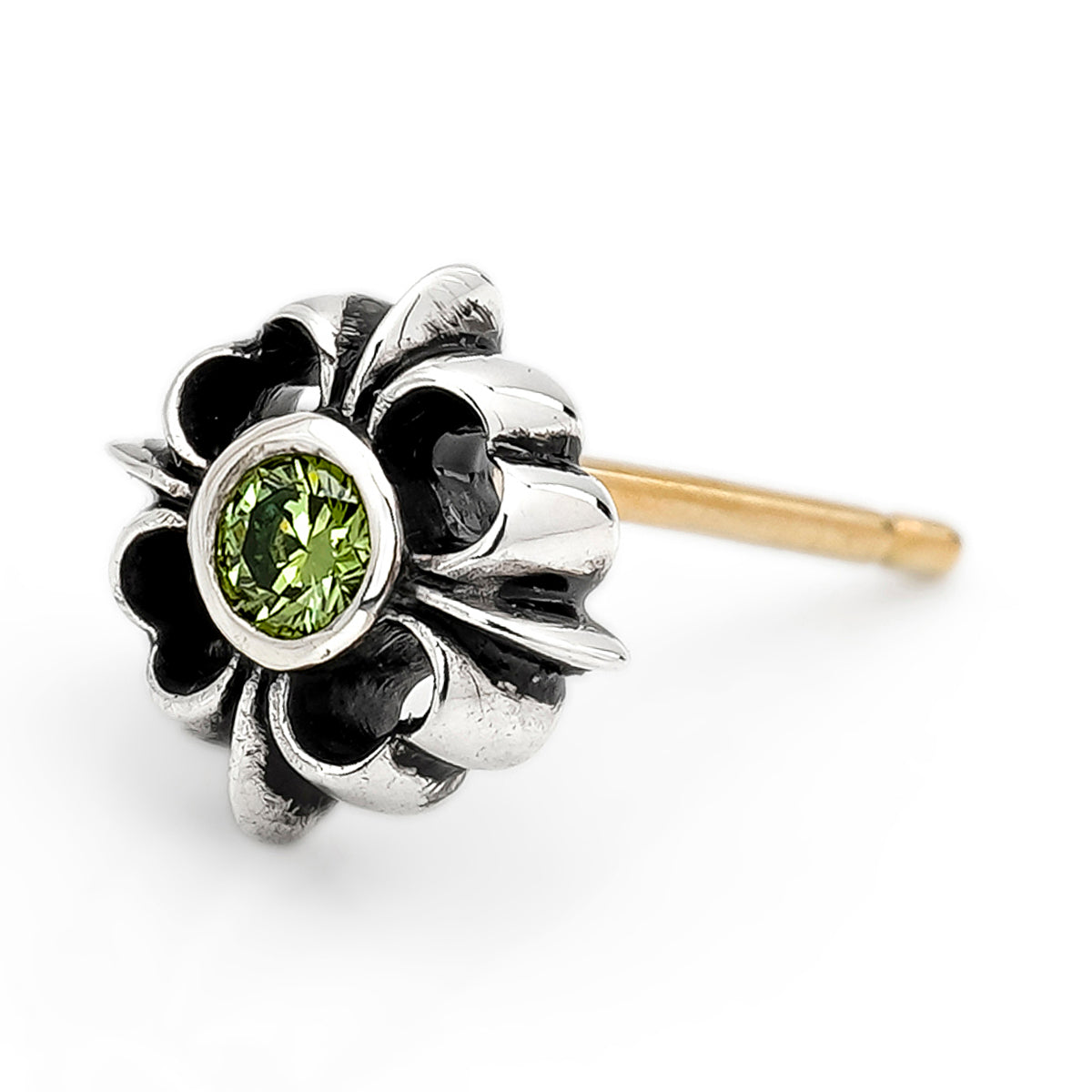Earring : Pope's Stone Cross Stud w/Green Diamond