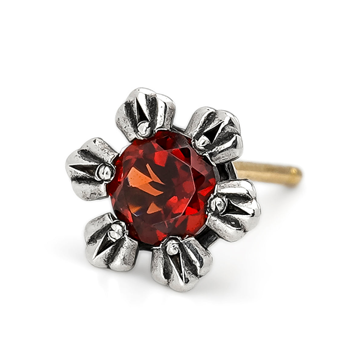 Earring : Crown Stud w/Garnet