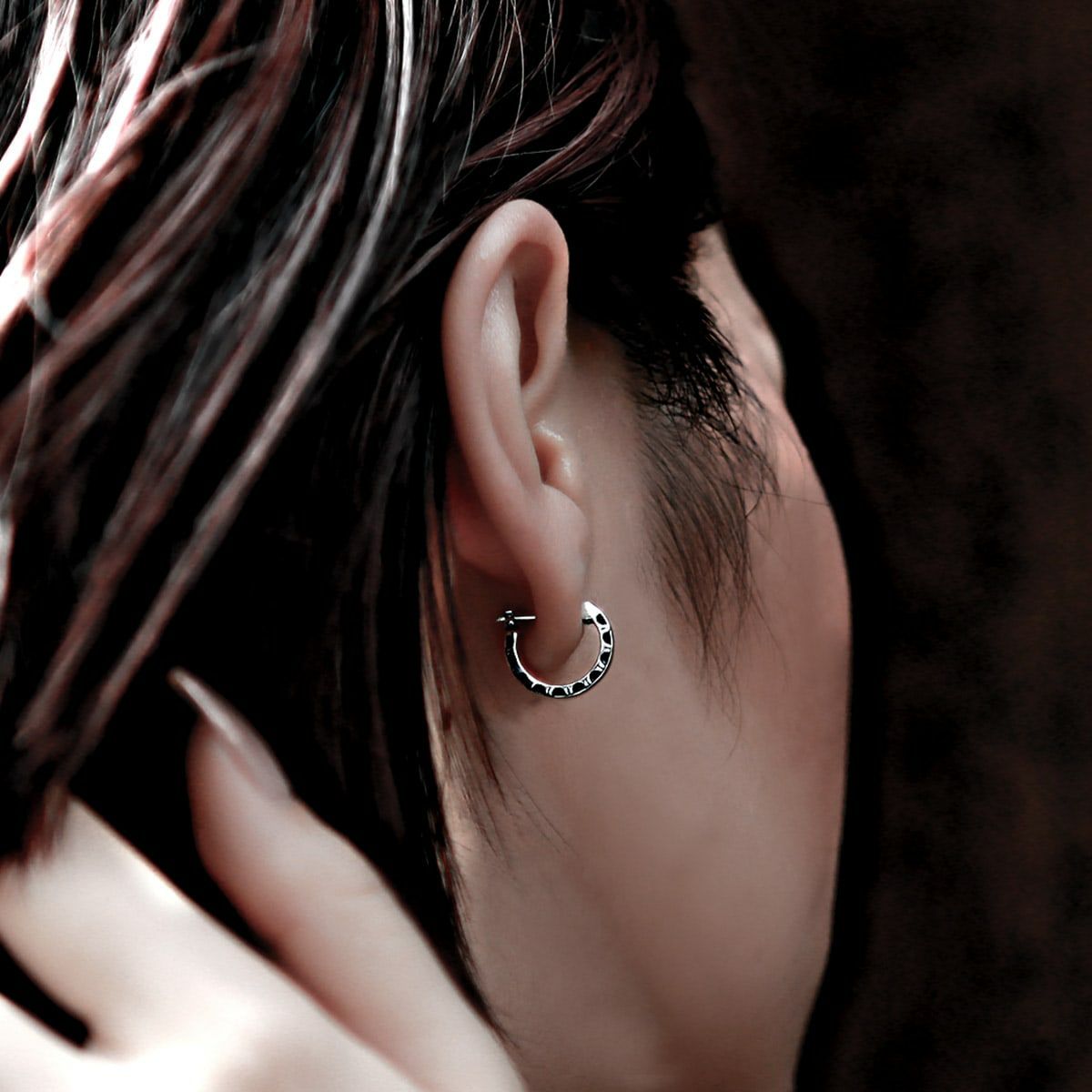 Earring : Half Engraving Hoop