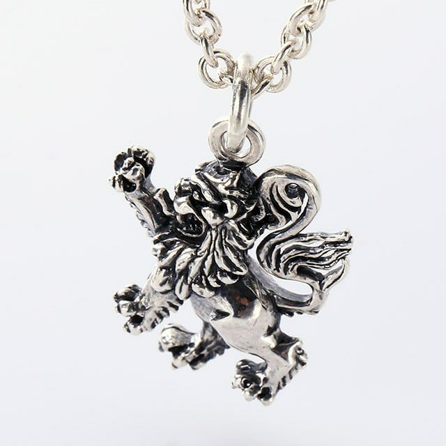 Pendant : Rampant Lion