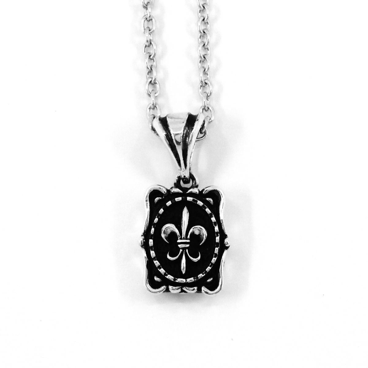 Pendant : Square Crest w/Fleur-de-lis