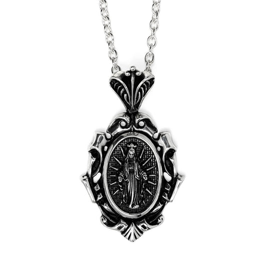 Pendant : Mother Maria