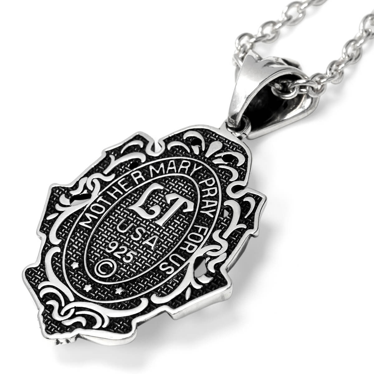 Pendant : Mother Maria