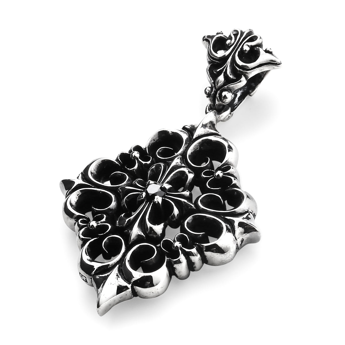 Pendant : Four Fleur-de-lis w/Stone Cross w/Black Diamond(Cross)