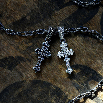Pendant : Narrow Celtic Cross