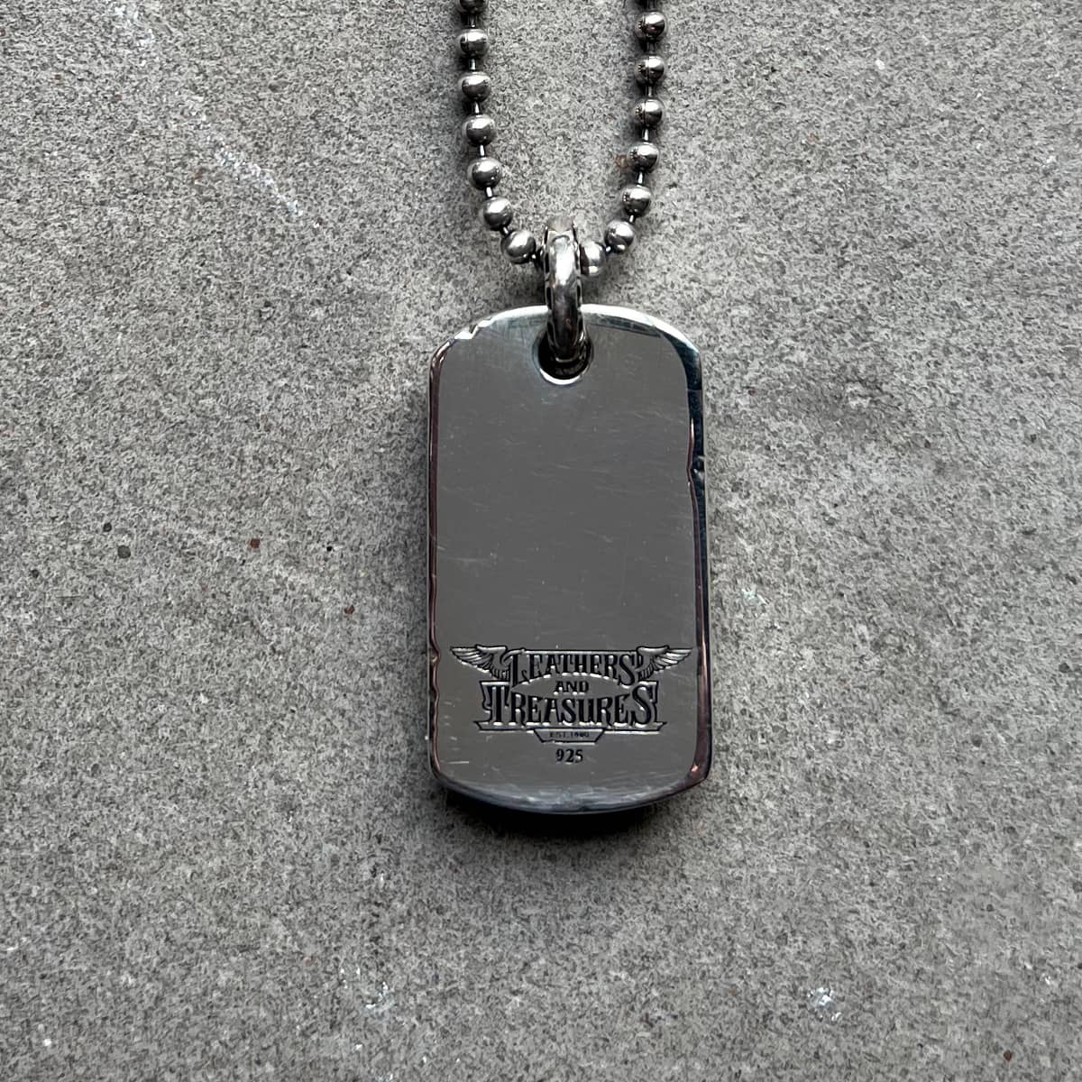 Pendant : ID Tag Medium w/Pollicino Cross w/Stingray Red