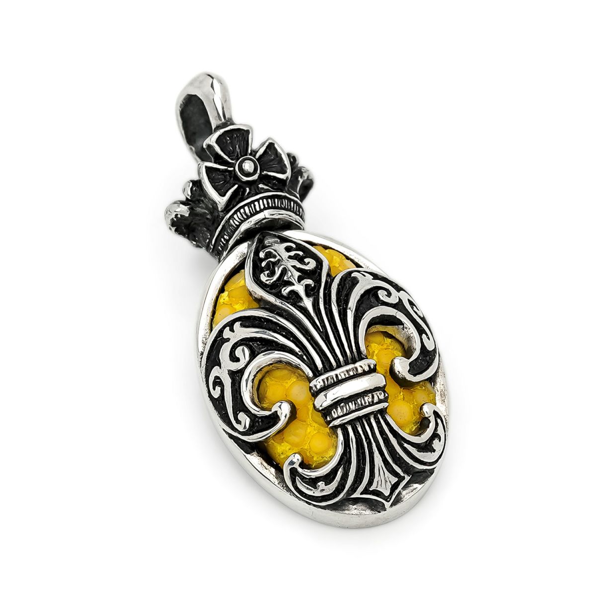 Pendant:Small Oval Fleur-de-lis Inlay w/Sanded Stingray