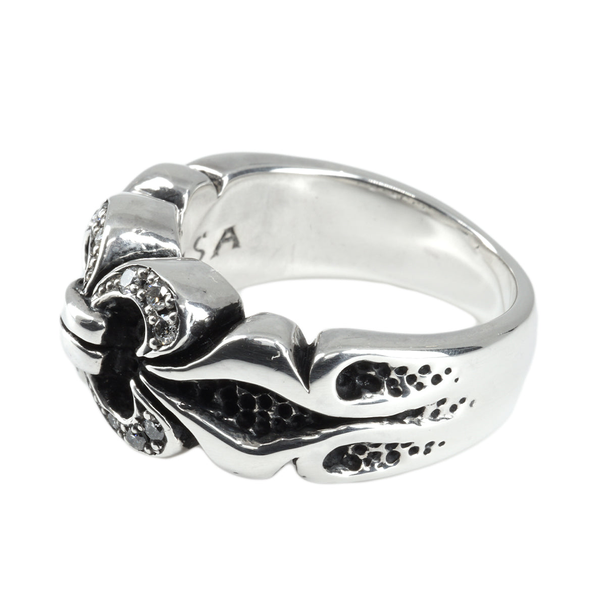 Ring : Chevron w/Diamond Pave(Chevron)