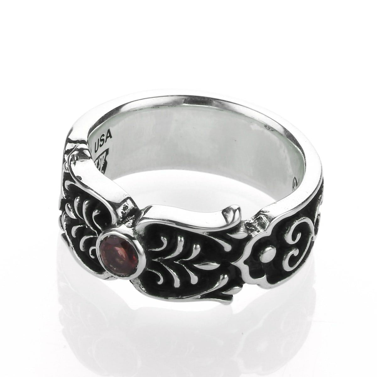 Ring : Scroll Celtic Vine w/Small Stone 2nd Edition w/Garnet