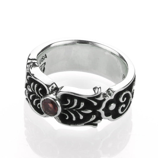 Ring : Scroll Celtic Vine w/Small Stone 2nd Edition w/Garnet