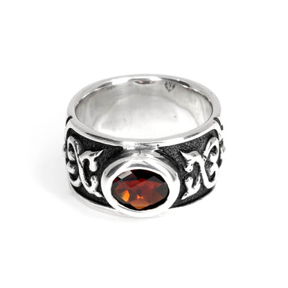 Ring : Celtic Vine w/Large Stone 2nd Edition w/Garnet