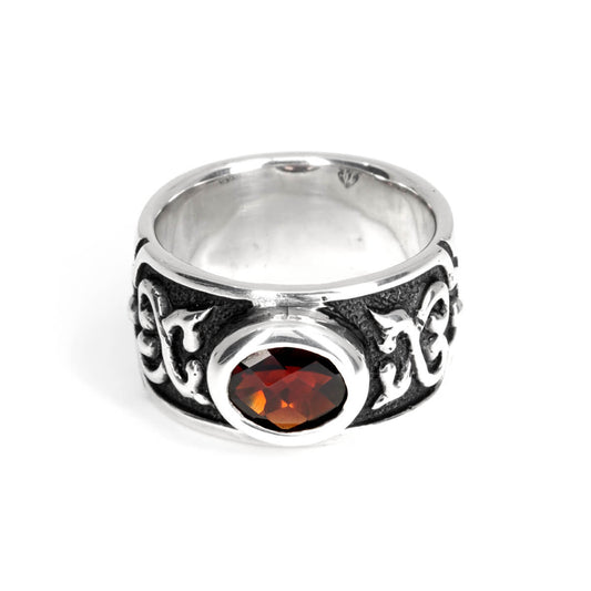 Ring : Celtic Vine w/Large Stone 2nd Edition w/Garnet