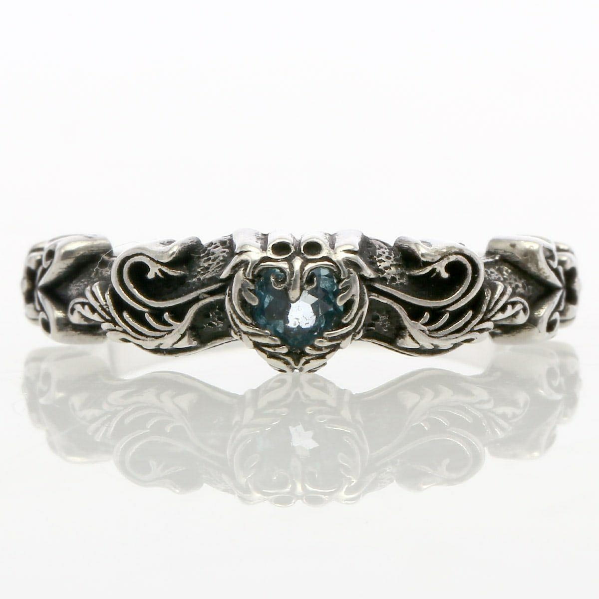 Ring : Narrow Scroll Heart w/Blue Topaz