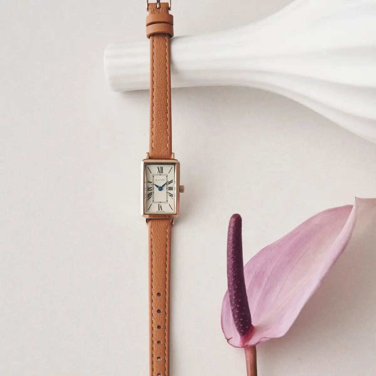 Tsuki Square Rose Gold Cream Beige Leather
