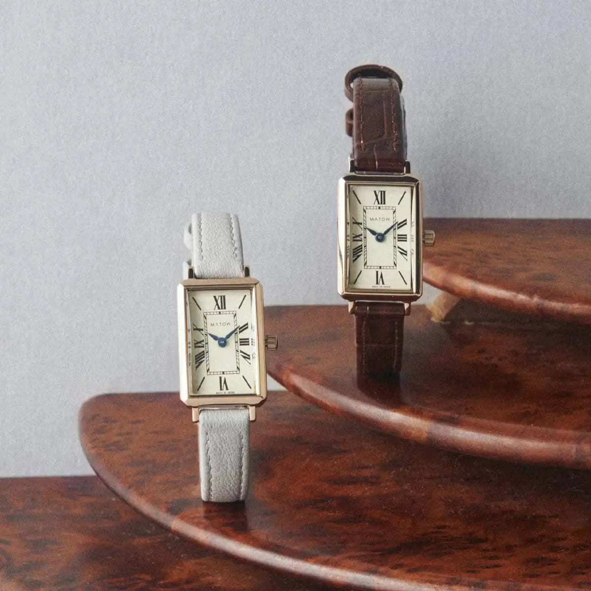 Tsuki Square Rose Gold Cream White Gray Leather