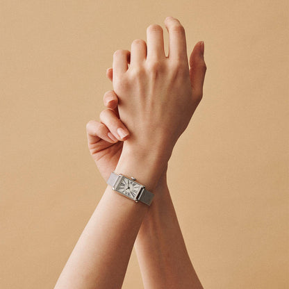 Tsuki Oboroduki Square Silver Mesh Circle Roman